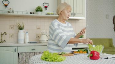 AI Kitchen Assistants: How Smart Tech Changes Home Cooking