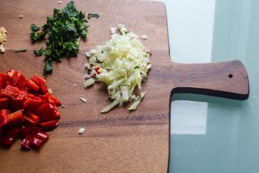 AI Kitchen Assistants: Smart Cooking Technology Guide